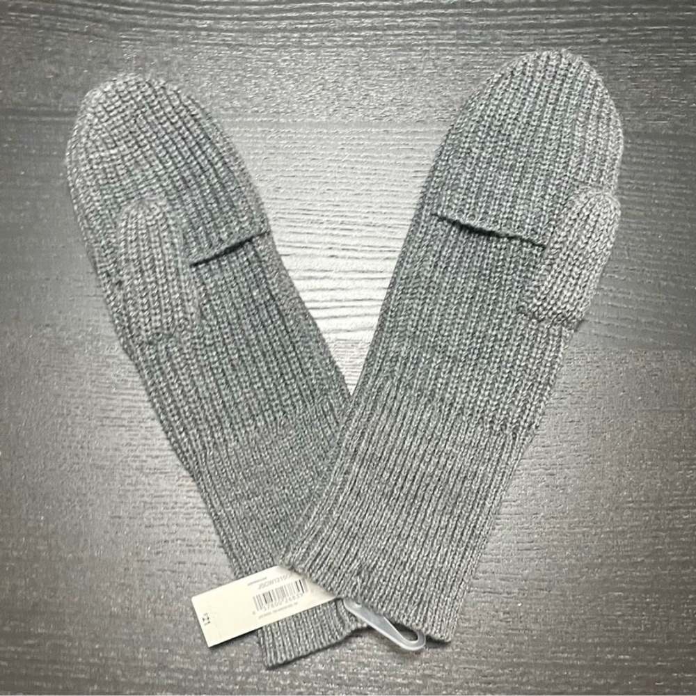 Joe Fresh Knit Mittens Brand New with Tags